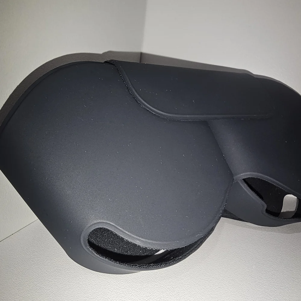 Black VR Case with Sleek Design and Contoured Fit